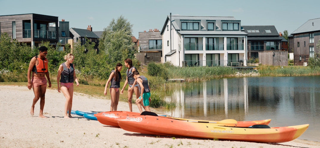 A group of friends and family getting ready to canoe at Silverlake