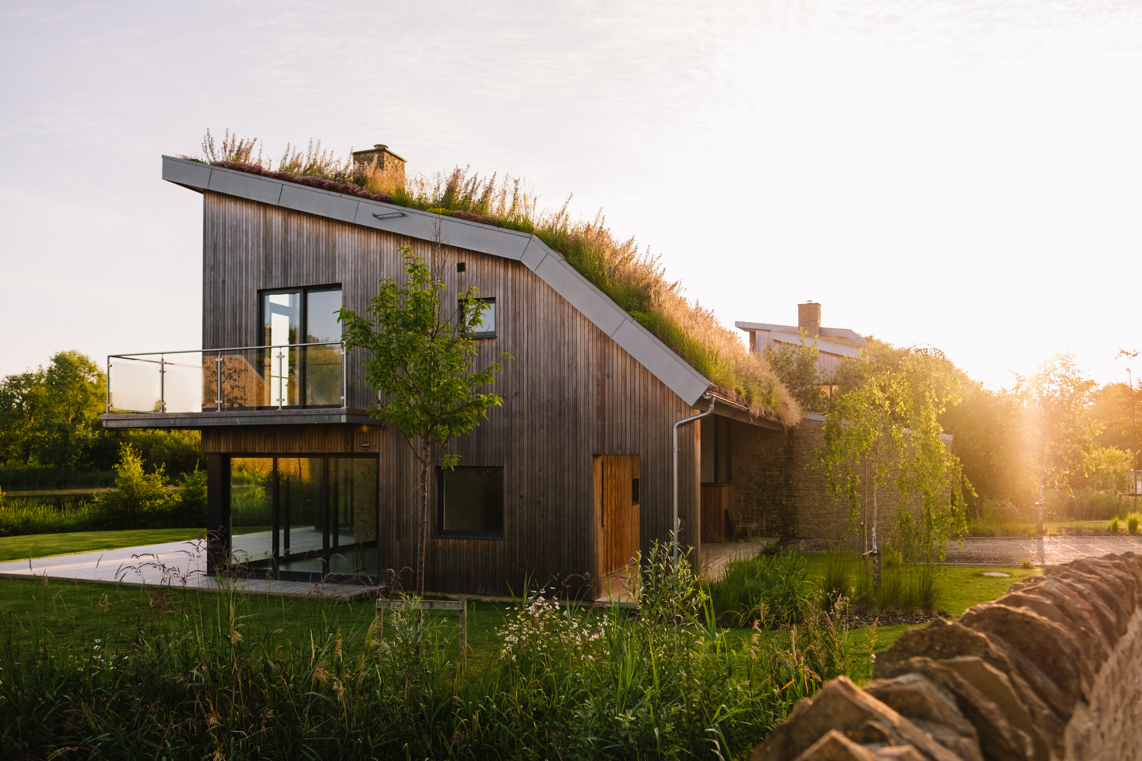 An eco-friendly holiday home with a living roof